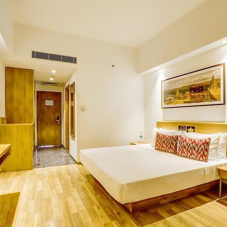 Lemon Tree Hotel Electronics City Bangalore Eksteriør billede