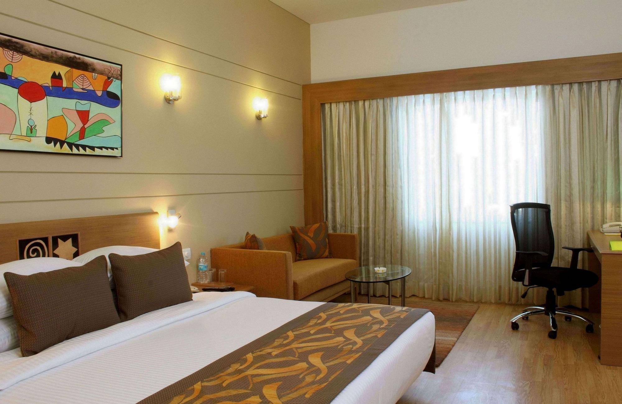 Lemon Tree Hotel Electronics City Bangalore Eksteriør billede