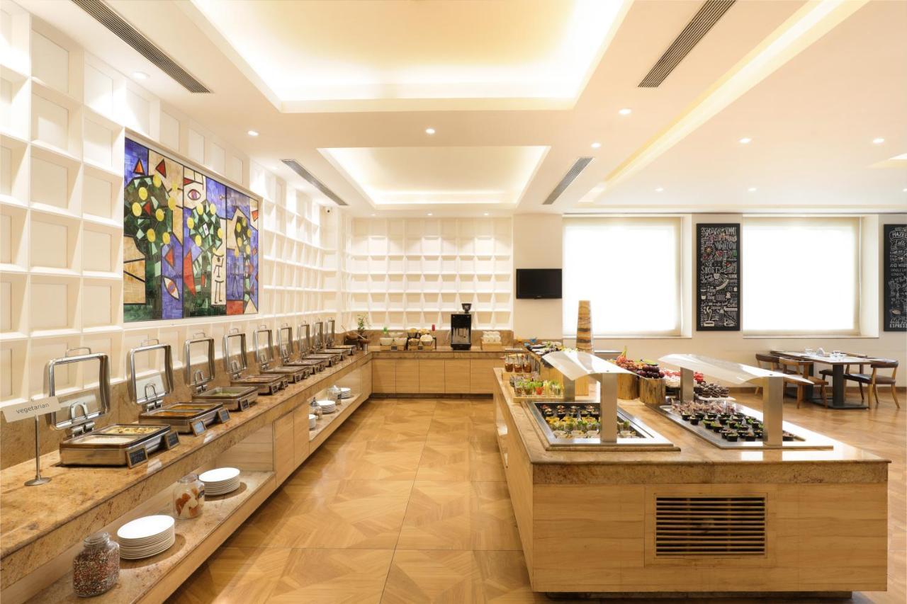 Lemon Tree Hotel Electronics City Bangalore Eksteriør billede