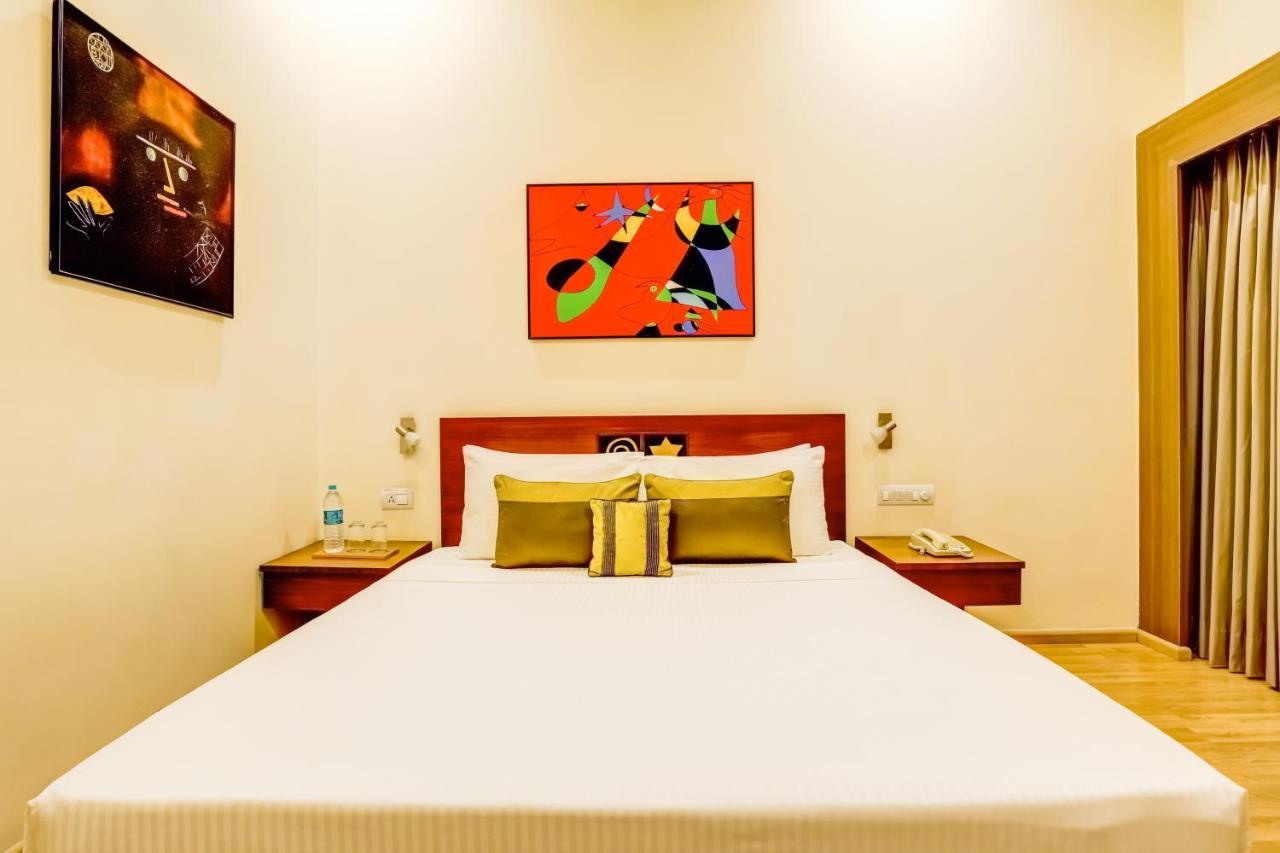 Lemon Tree Hotel Electronics City Bangalore Eksteriør billede