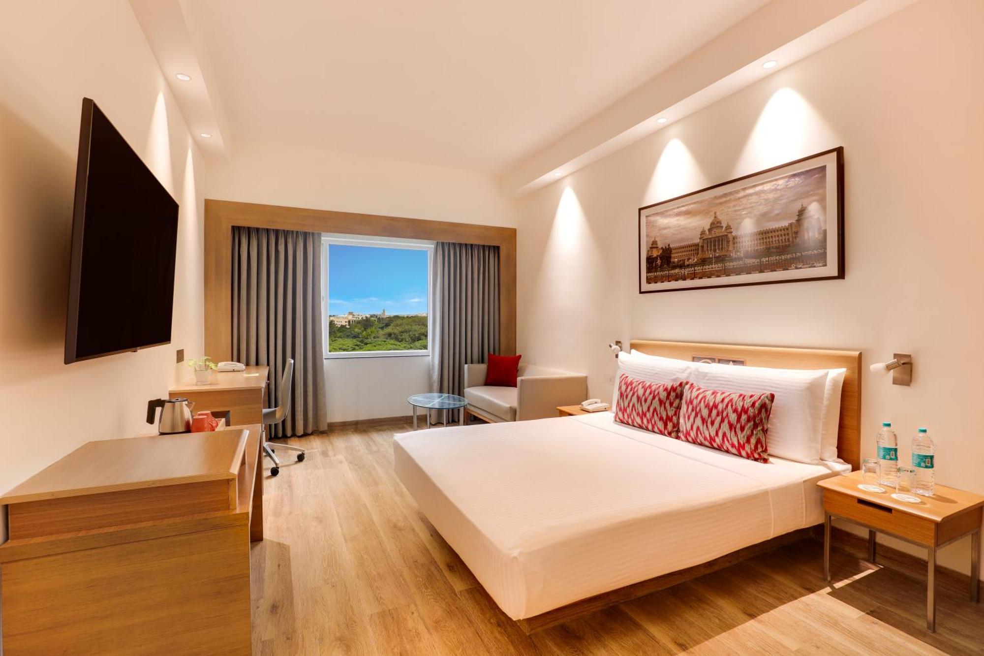 Lemon Tree Hotel Electronics City Bangalore Eksteriør billede