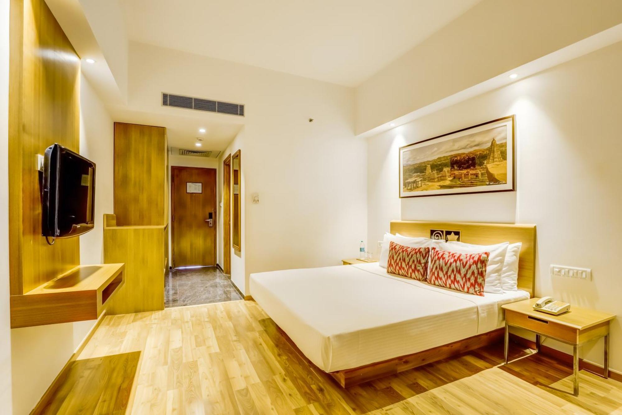 Lemon Tree Hotel Electronics City Bangalore Eksteriør billede