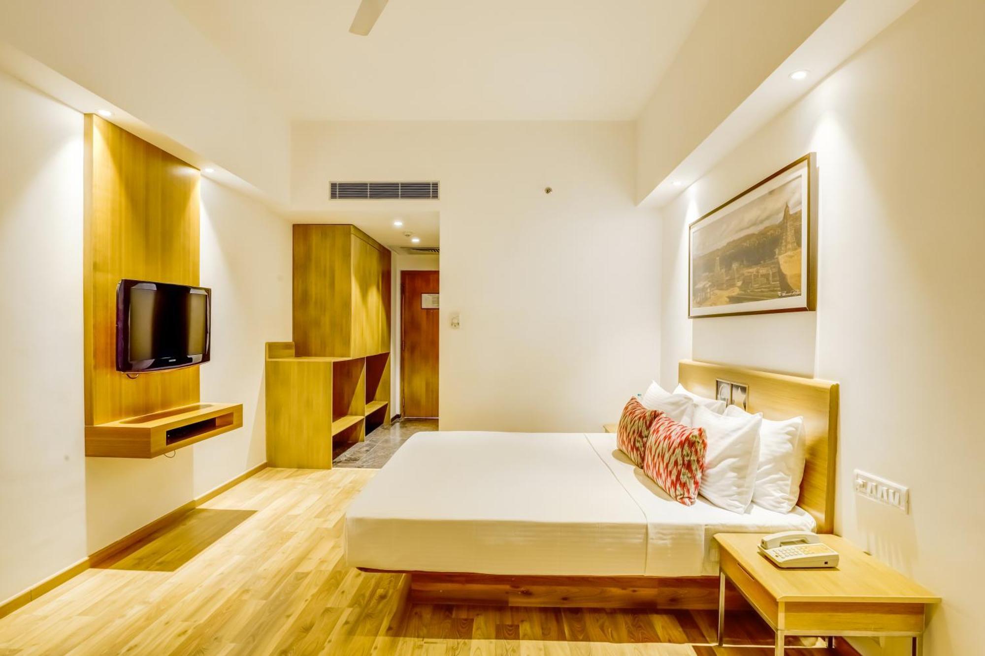 Lemon Tree Hotel Electronics City Bangalore Eksteriør billede