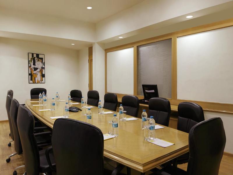 Lemon Tree Hotel Electronics City Bangalore Eksteriør billede