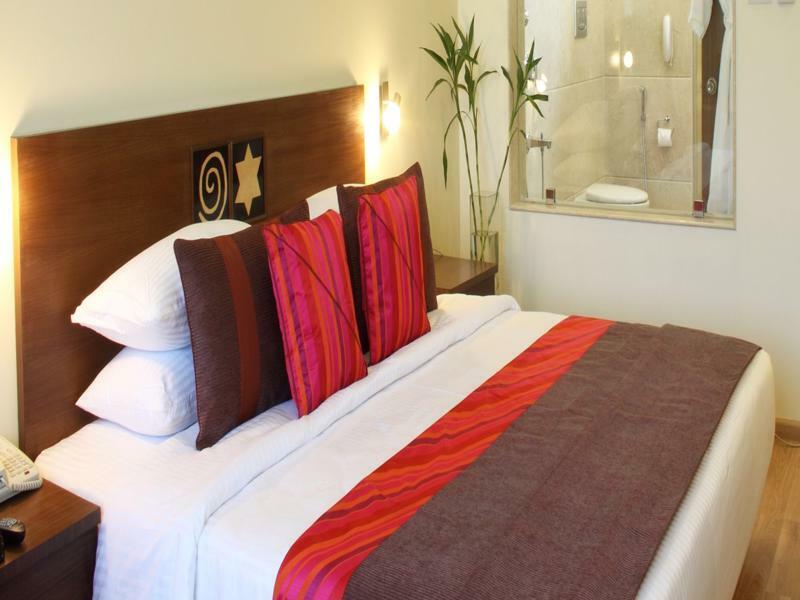 Lemon Tree Hotel Electronics City Bangalore Eksteriør billede