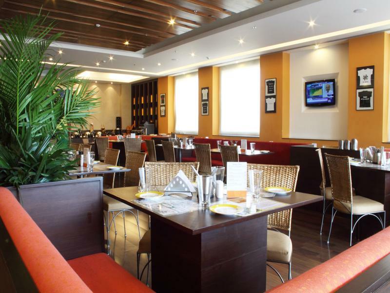 Lemon Tree Hotel Electronics City Bangalore Eksteriør billede